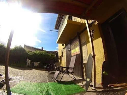 Surftolive House Hostel Somo Bagian luar foto